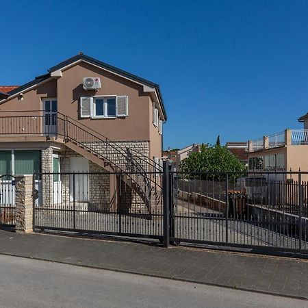 D&D Apartmani Biograd Na Moru Exterior foto