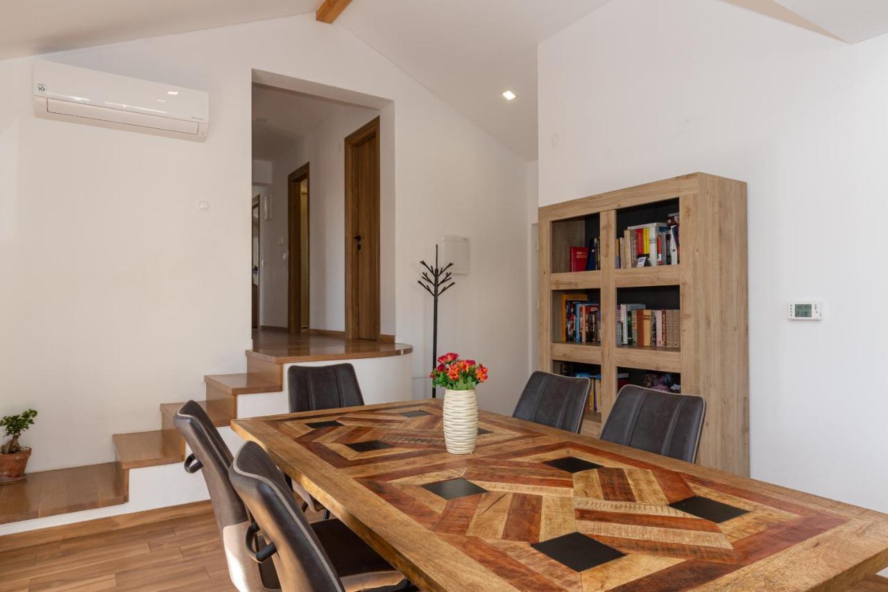 D&D Apartmani Biograd Na Moru Exterior foto