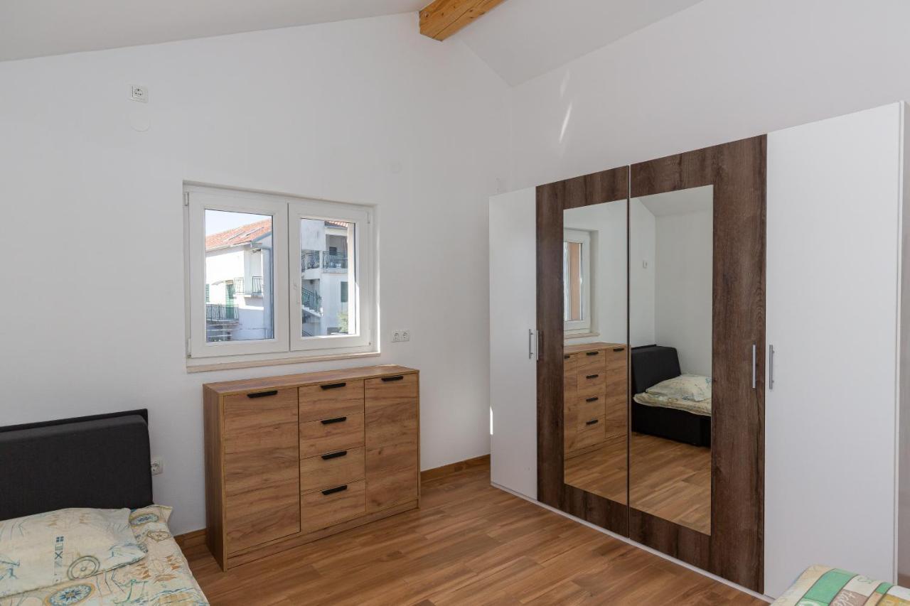 D&D Apartmani Biograd Na Moru Exterior foto
