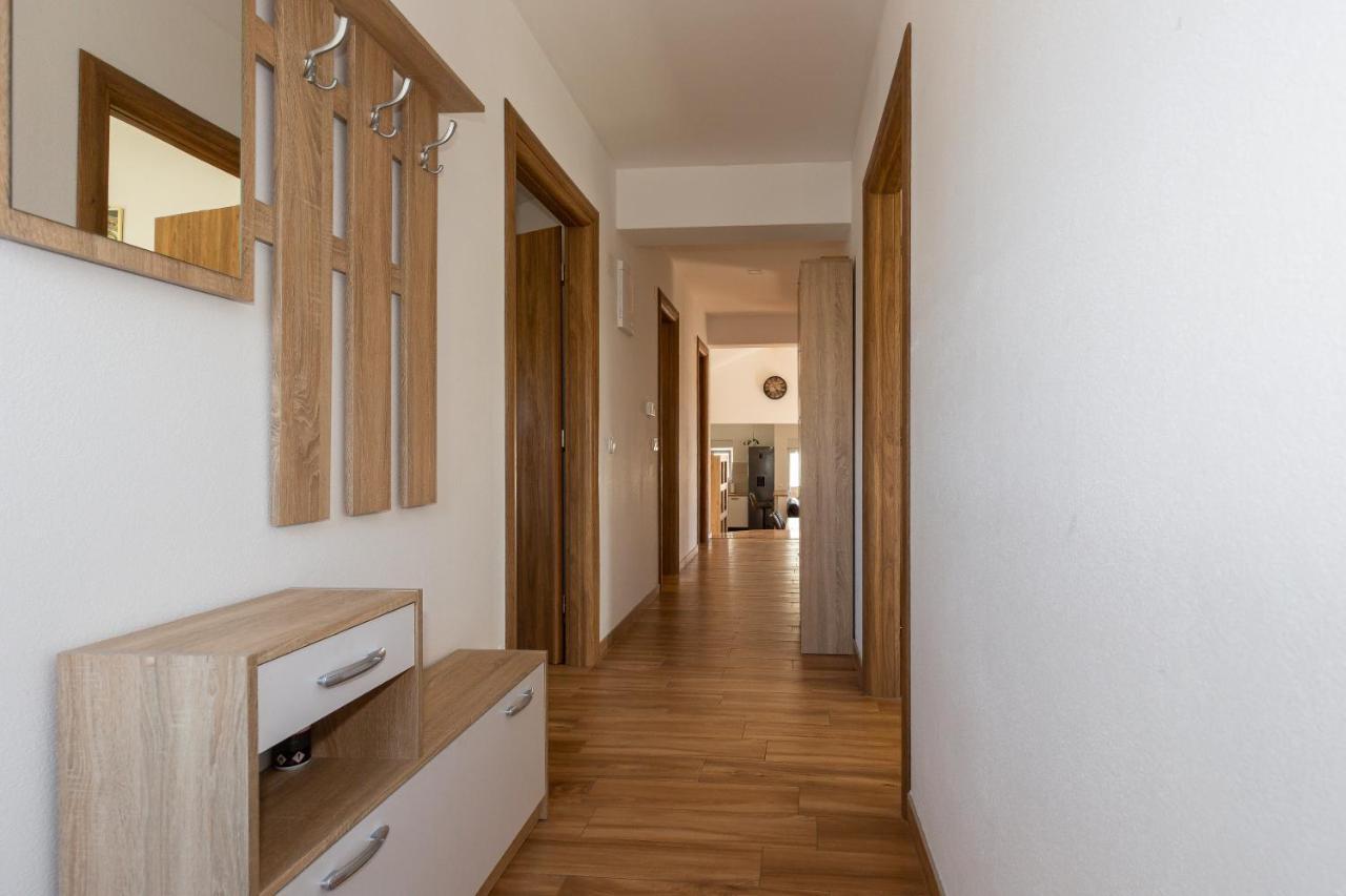 D&D Apartmani Biograd Na Moru Exterior foto