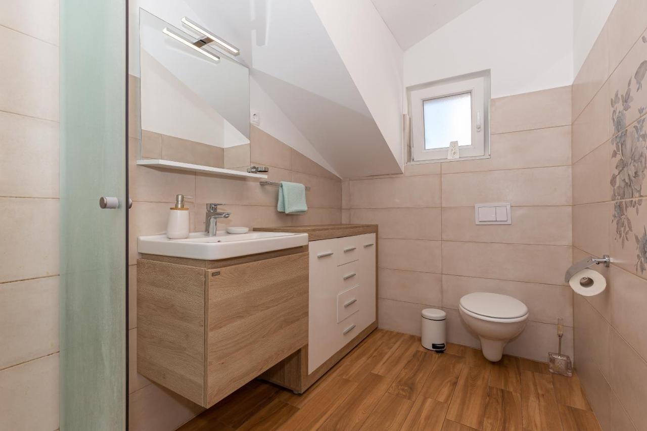 D&D Apartmani Biograd Na Moru Exterior foto