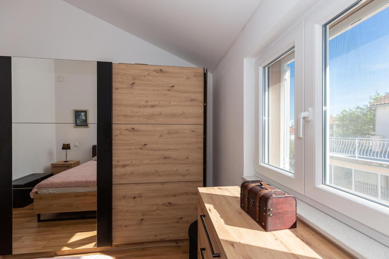 D&D Apartmani Biograd Na Moru Exterior foto